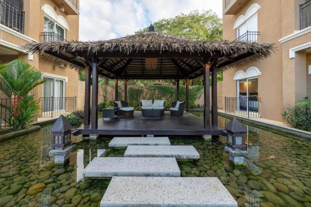 Ferienwohnung Playa Palapa~Steps From The Ocean! Tamarindo Exterior foto